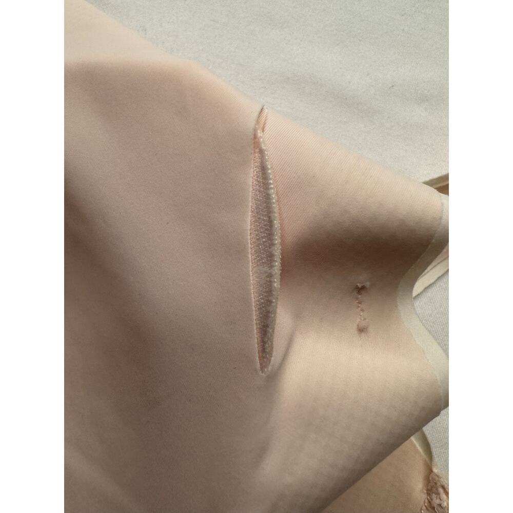 Bali Bra Large Beige Cream Dots Back Hook Removable Pads Adjustable Straps - Picture 5 of 5